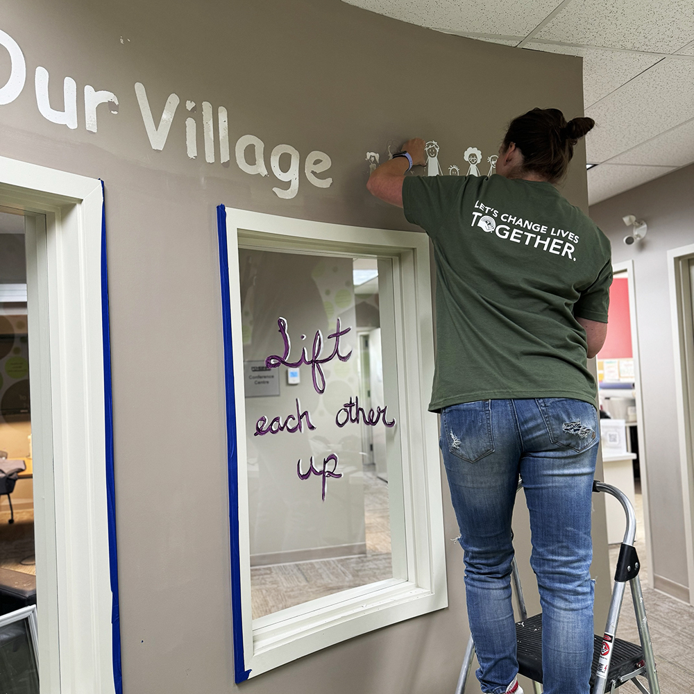 Volunteers from Edmonton and area engineering firms gave their time with United Way’s Engineering Challenge on September 20, 2024 to renovate Fort Saskatchewan Families First Society.